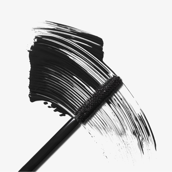 MAC Cosmetics In Extreme Dimension 3D Black Lash Volume and Curl Mascara - NEW - Picture 4 of 4